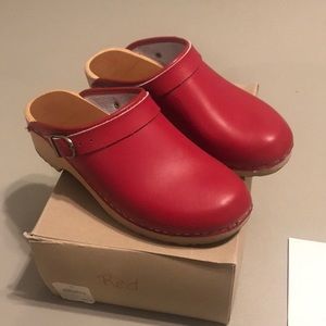 Hanna Andersson Red Clogs